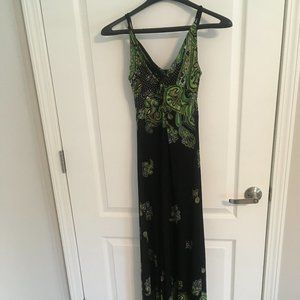 Gorgeous Black and Green Floral Maxi Dress